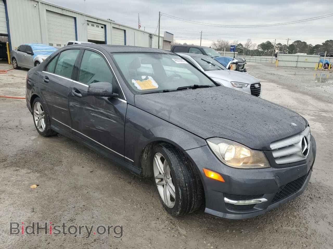 2013 MERCEDES-BENZ C-CLASS - VIN: WDDGF8AB7DR276565 - Фото 4