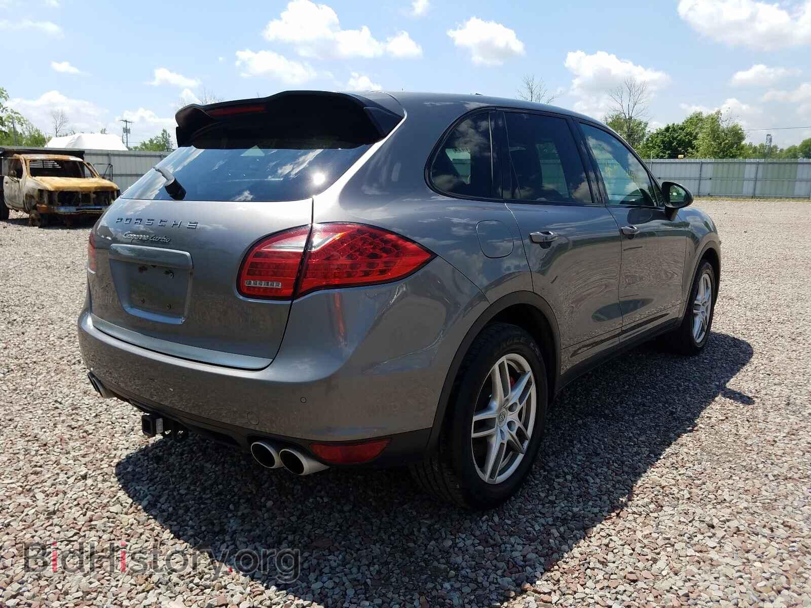 2011 PORSCHE CAYENNE - VIN: WP1AC2A28BLA81899 - Фото 4
