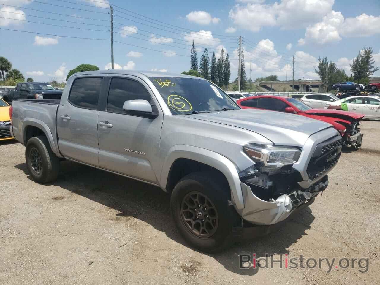 Photo 5TFAZ5CN0HX035767 - TOYOTA TACOMA 2017