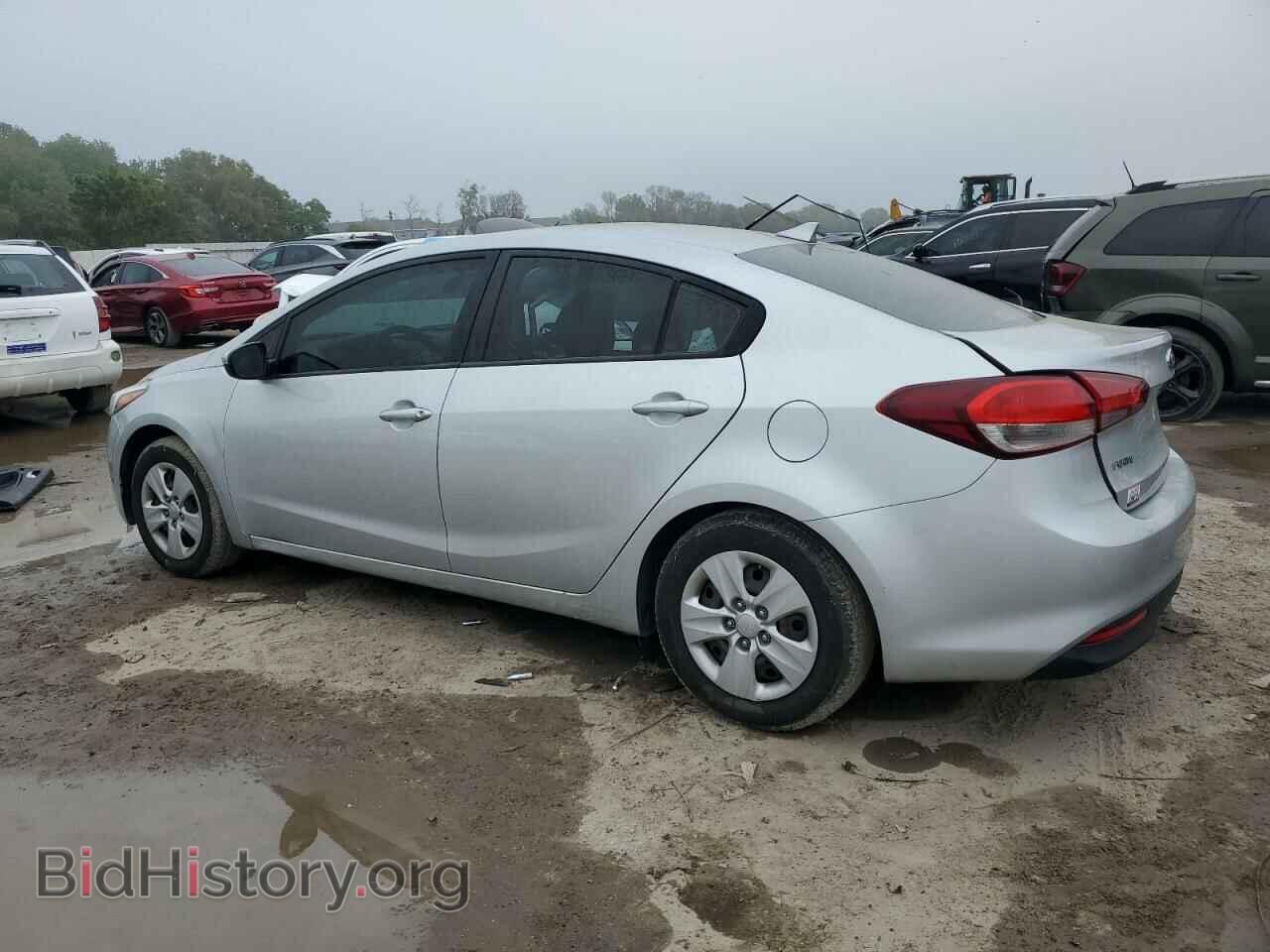 2017 KIA FORTE - VIN: 3KPFL4A76HE099009 - Фото 2