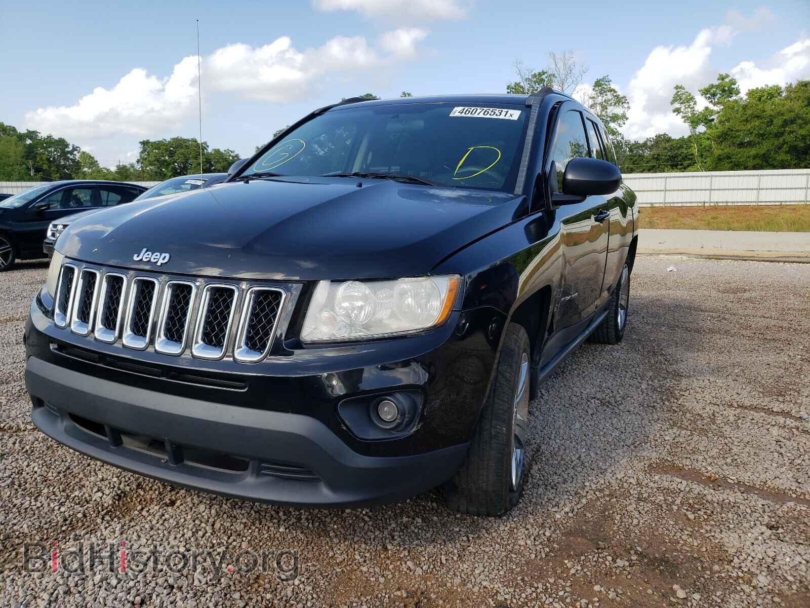 2012 JEEP COMPASS - VIN: 1C4NJCBB2CD657320 - Photo 2
