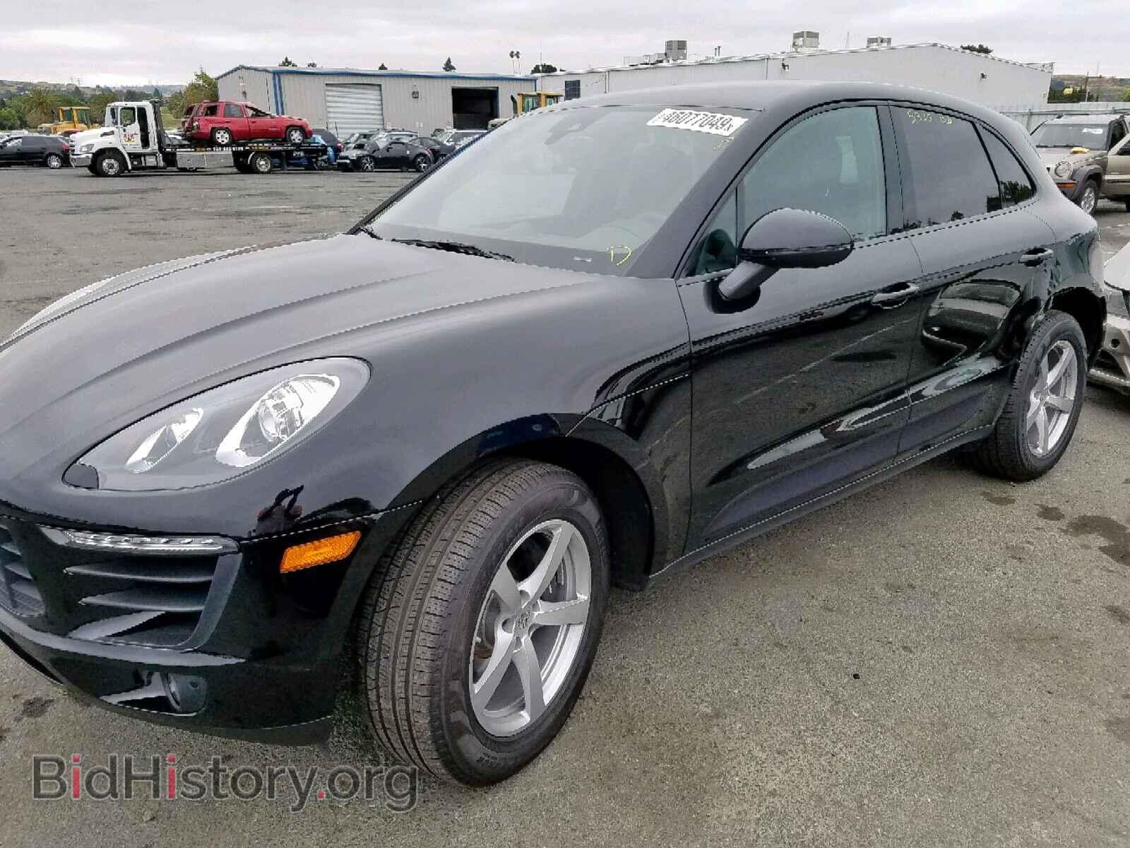 2018 PORSCHE MACAN - VIN: WP1AA2A59JLB16982 - Photo 2
