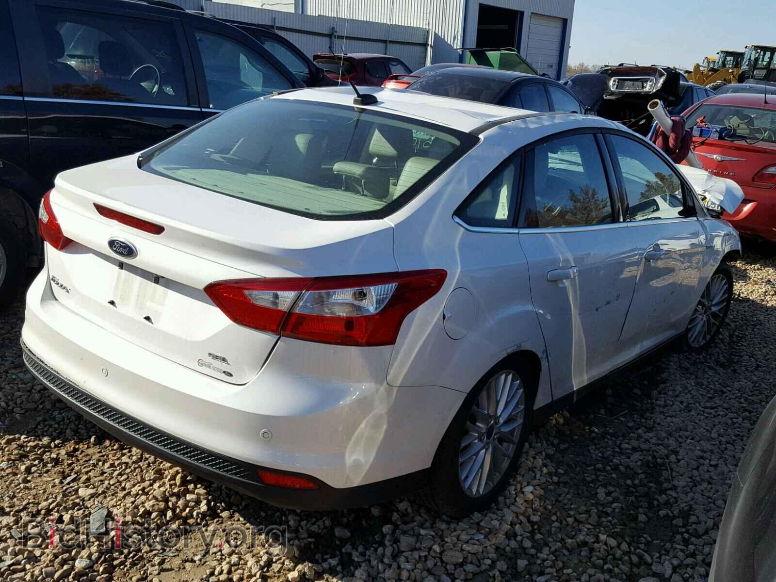2012 FORD FOCUS - VIN: 1FAHP3H23CL304678 - Photo 4