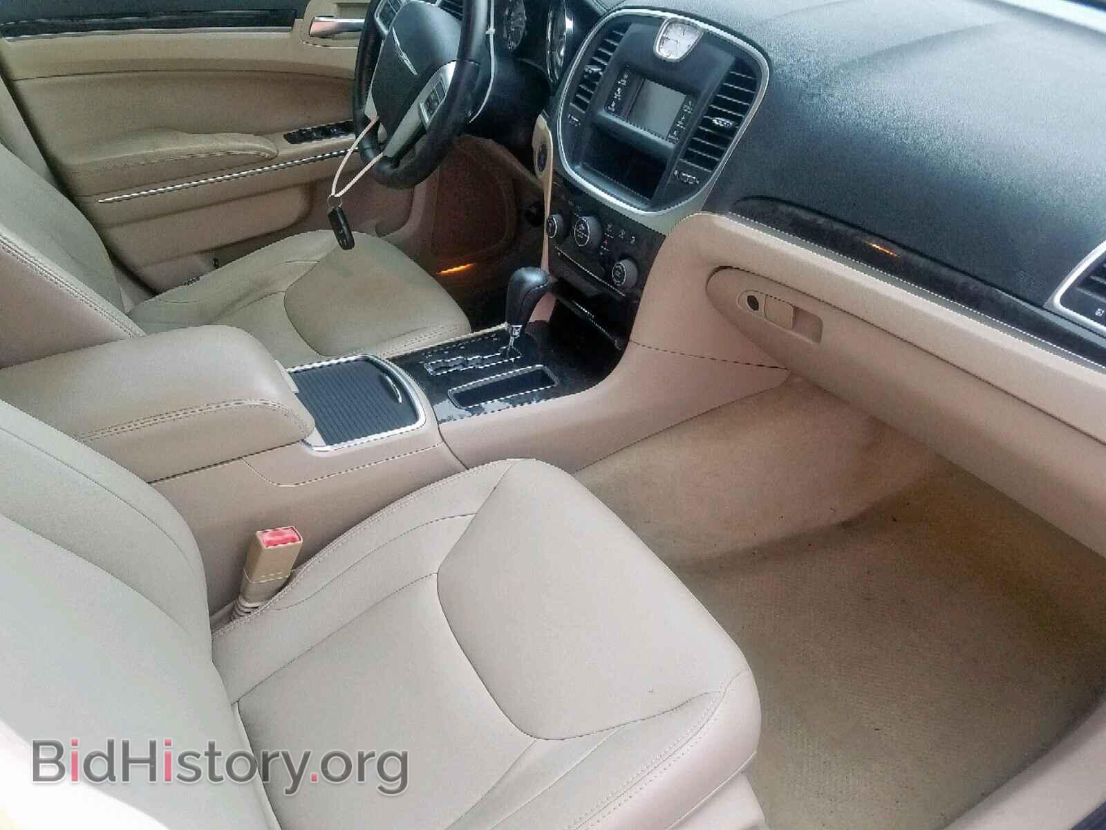 2012 CHRYSLER 300 - VIN: 2C3CCAAG2CH105178 - Фото 9