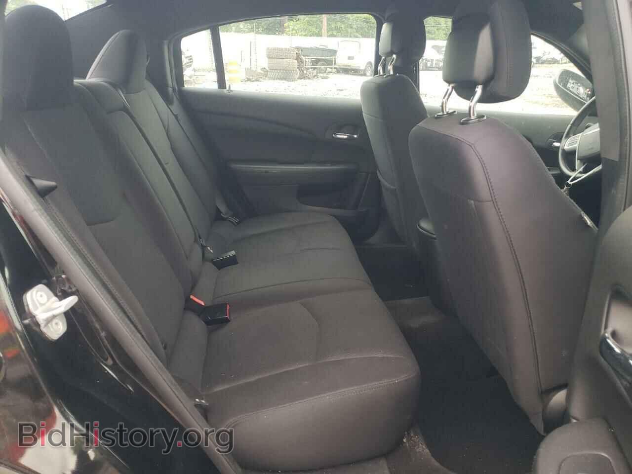2012 CHRYSLER 200 - VIN: 1C3CCBBG8CN257672 - Фото 6