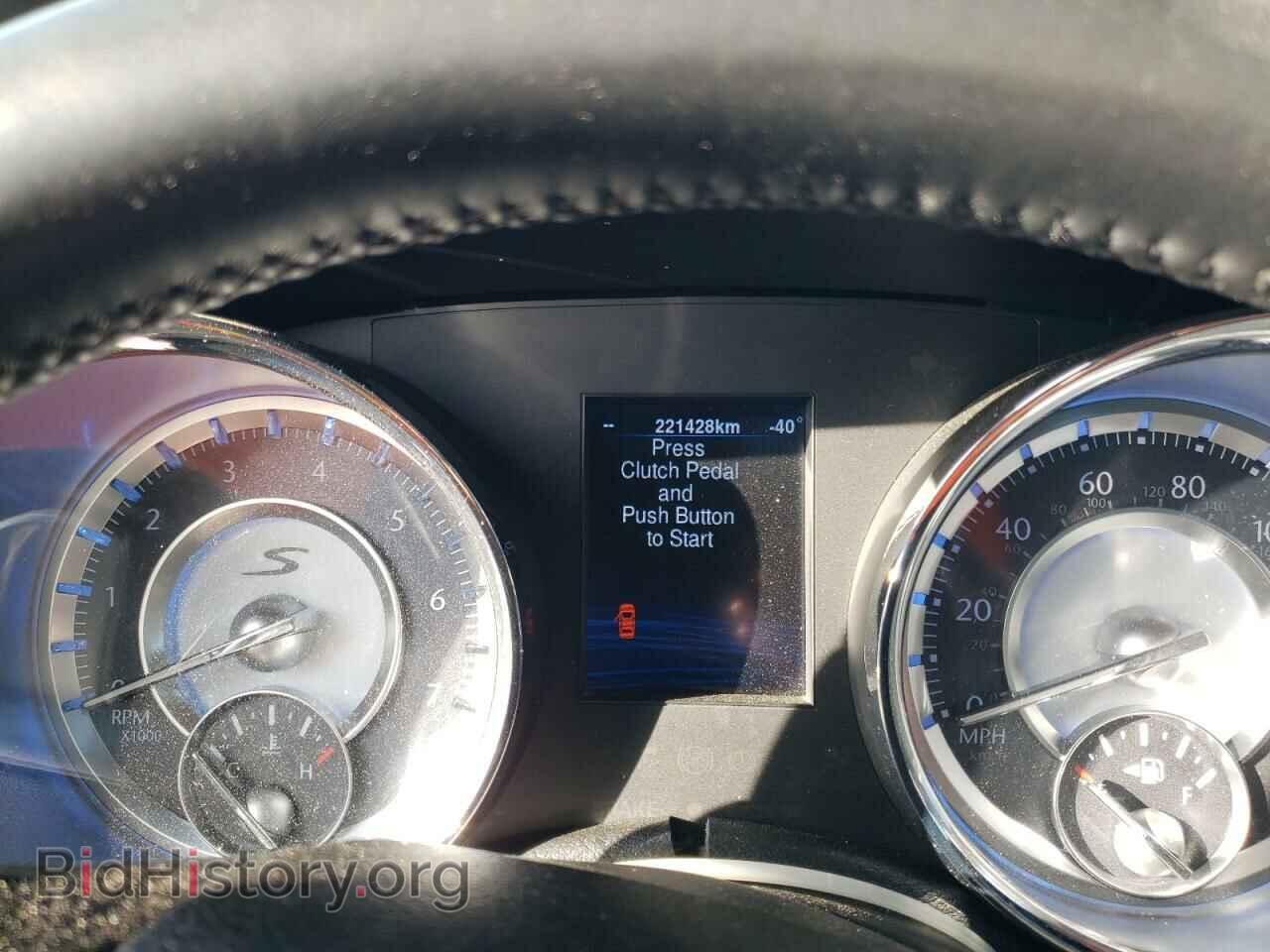 2014 CHRYSLER 300 - VIN: 2C3CCABG2EH372676 - Фото 9