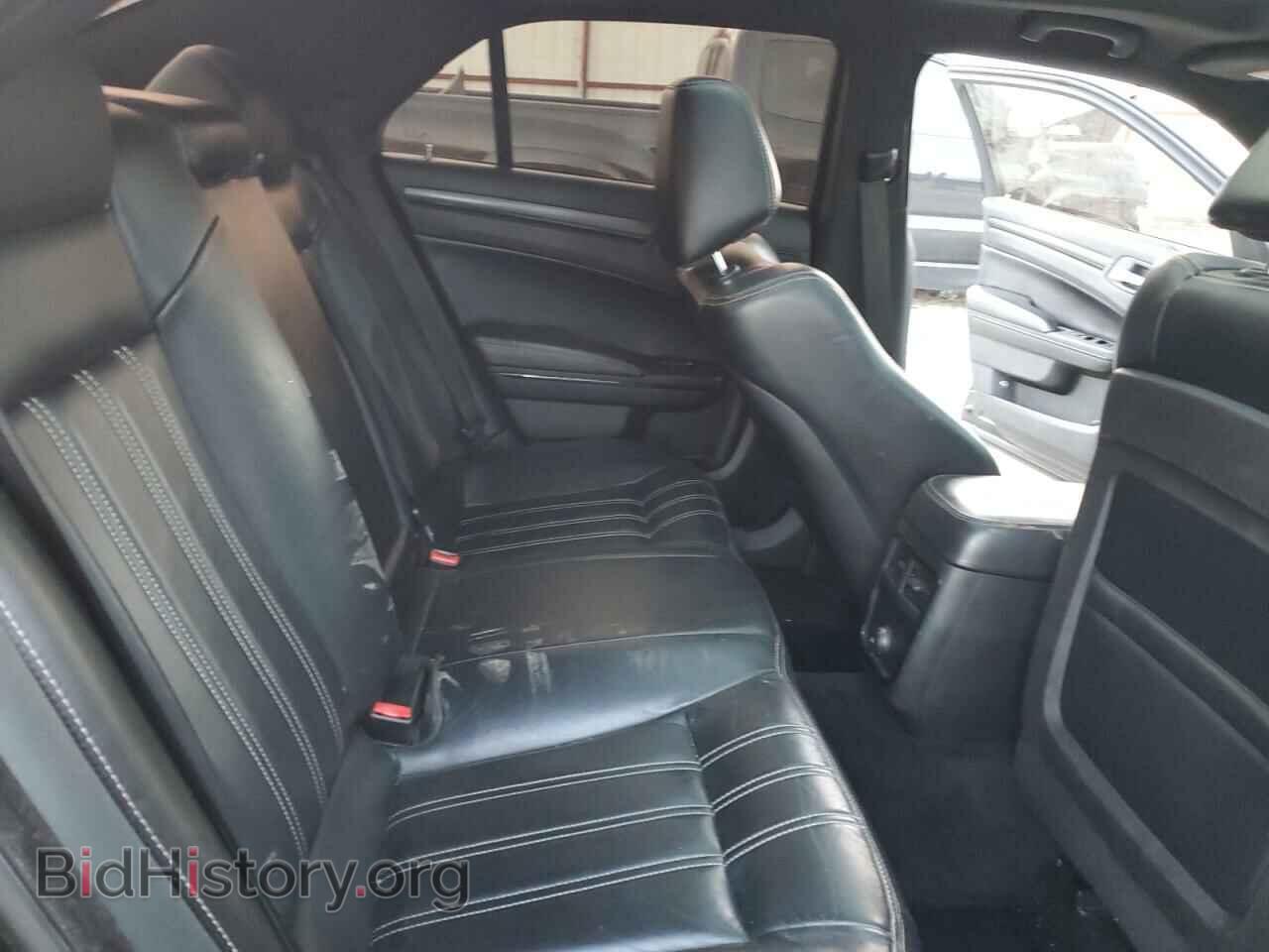 2014 CHRYSLER 300 - VIN: 2C3CCABG2EH372676 - Фото 10