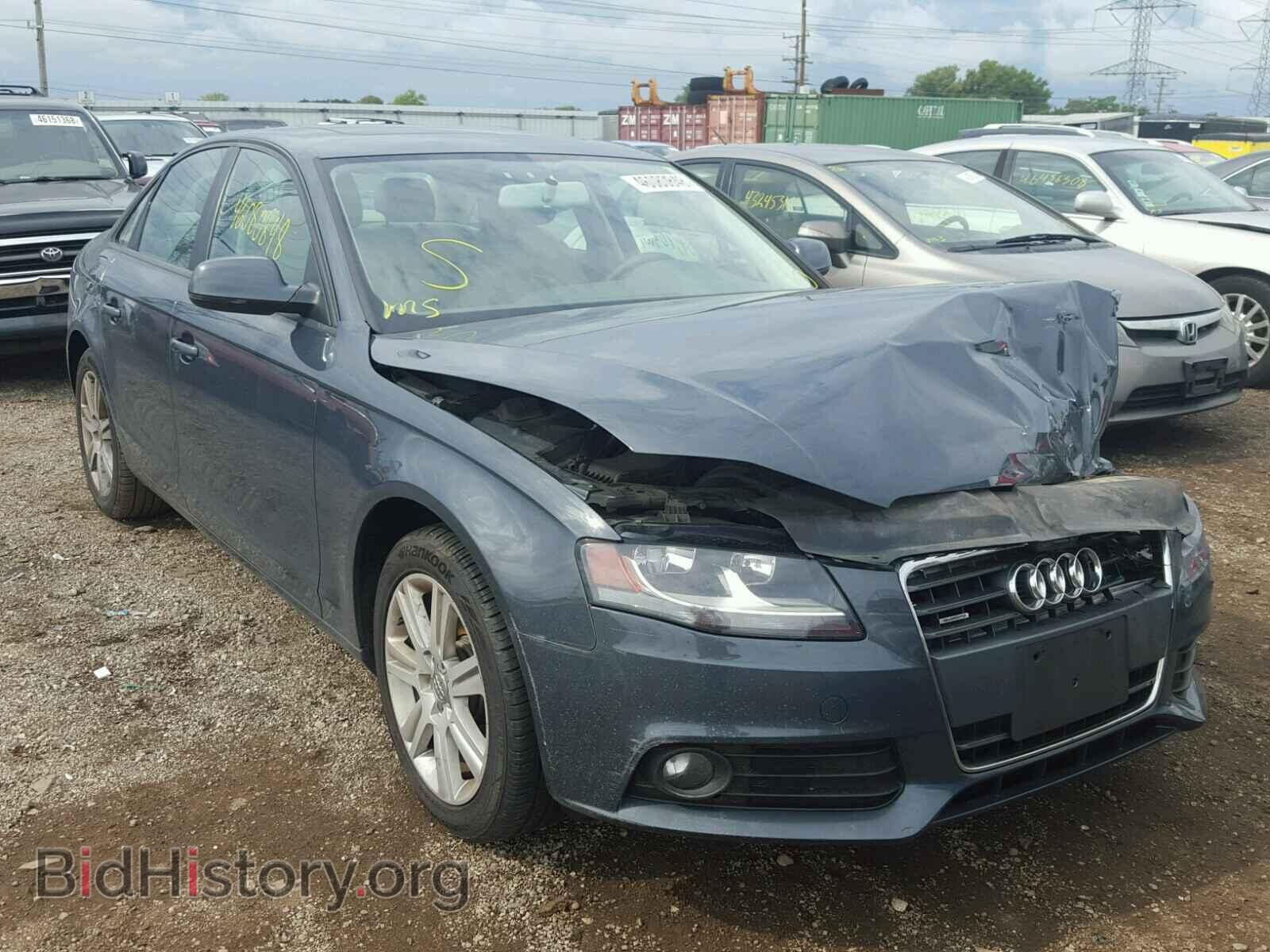 Фотография WAUBFAFL9BN032933 - AUDI A4 2011