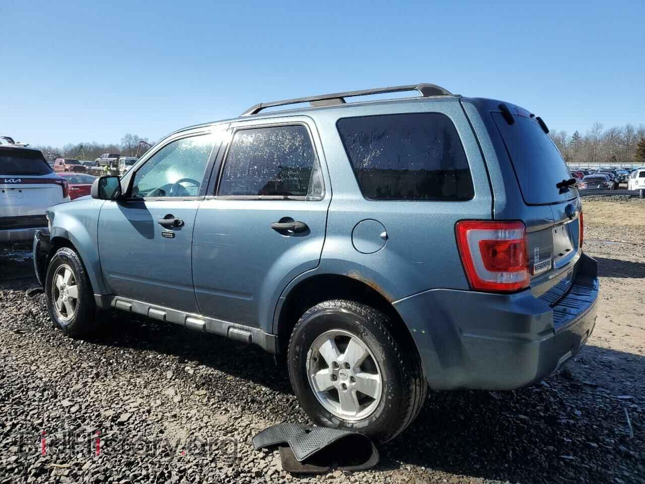2011 FORD ESCAPE - VIN: 1FMCU0D70BKC39818 - Photo 2