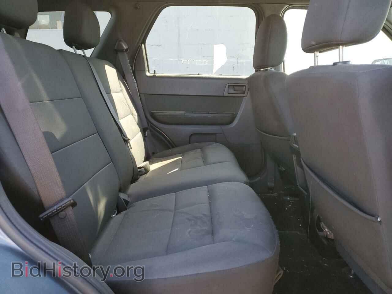 2011 FORD ESCAPE - VIN: 1FMCU0D70BKC39818 - Photo 10