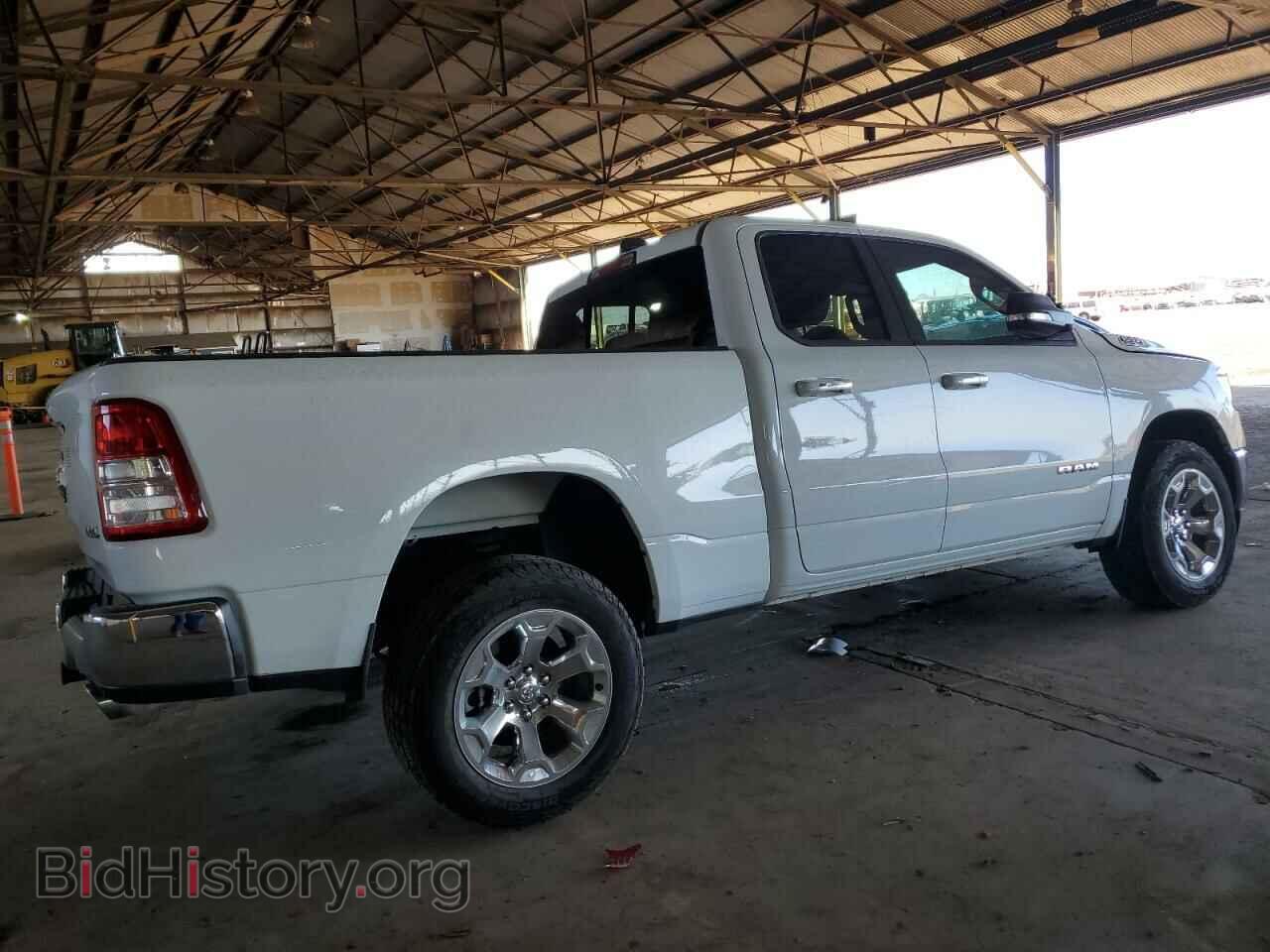 2020 RAM 1500 - VIN: 1C6SRFBT9LN247718 - Фото 3