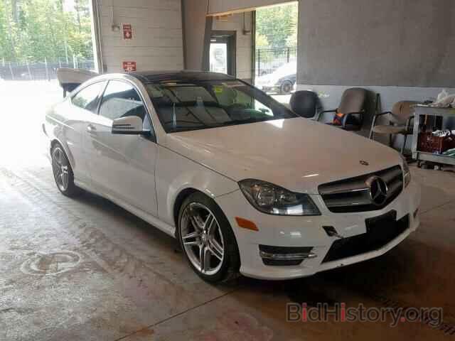 Photo WDDGJ4HBXDF955809 - MERCEDES-BENZ C 250 2013