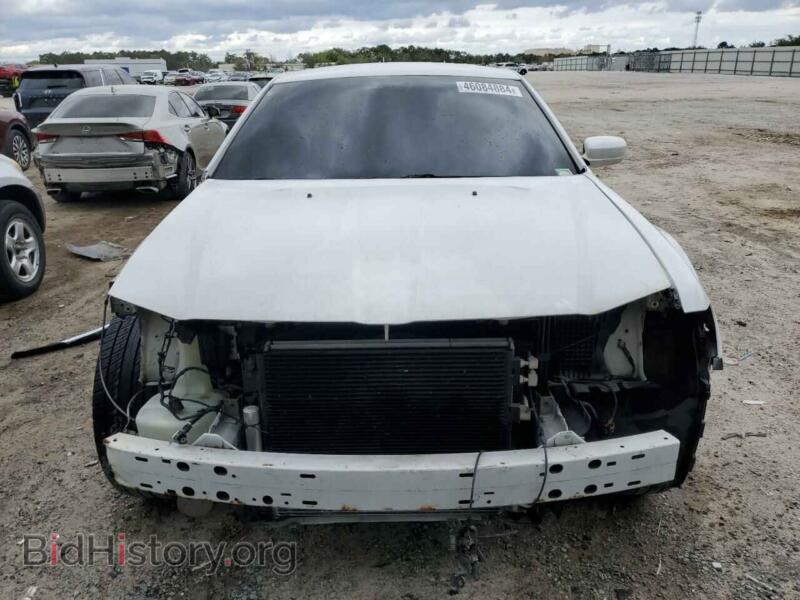 2012 Chrysler 300 (VIN 2C3CCAAG0CH186214) — photo 5 of 13