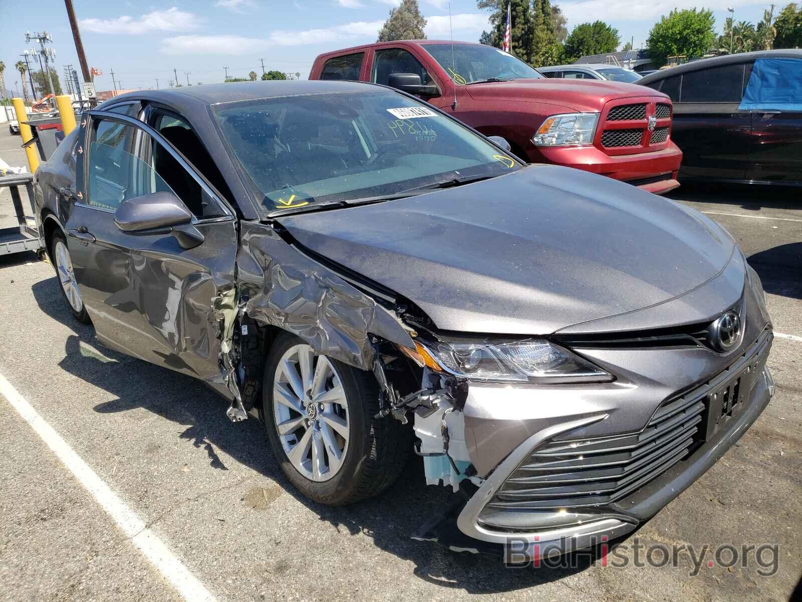 Photo 4T1C11AK5MU529910 - TOYOTA CAMRY 2021