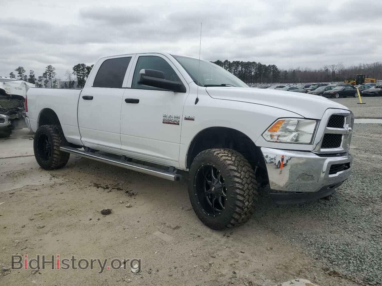 2018 RAM All Models - VIN: 3C6UR5CJ3JG148172 - Photo 4