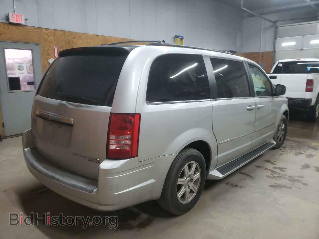 2009 CHRYSLER MINIVAN - VIN: 2A8HR54199R665239 - Фото 4