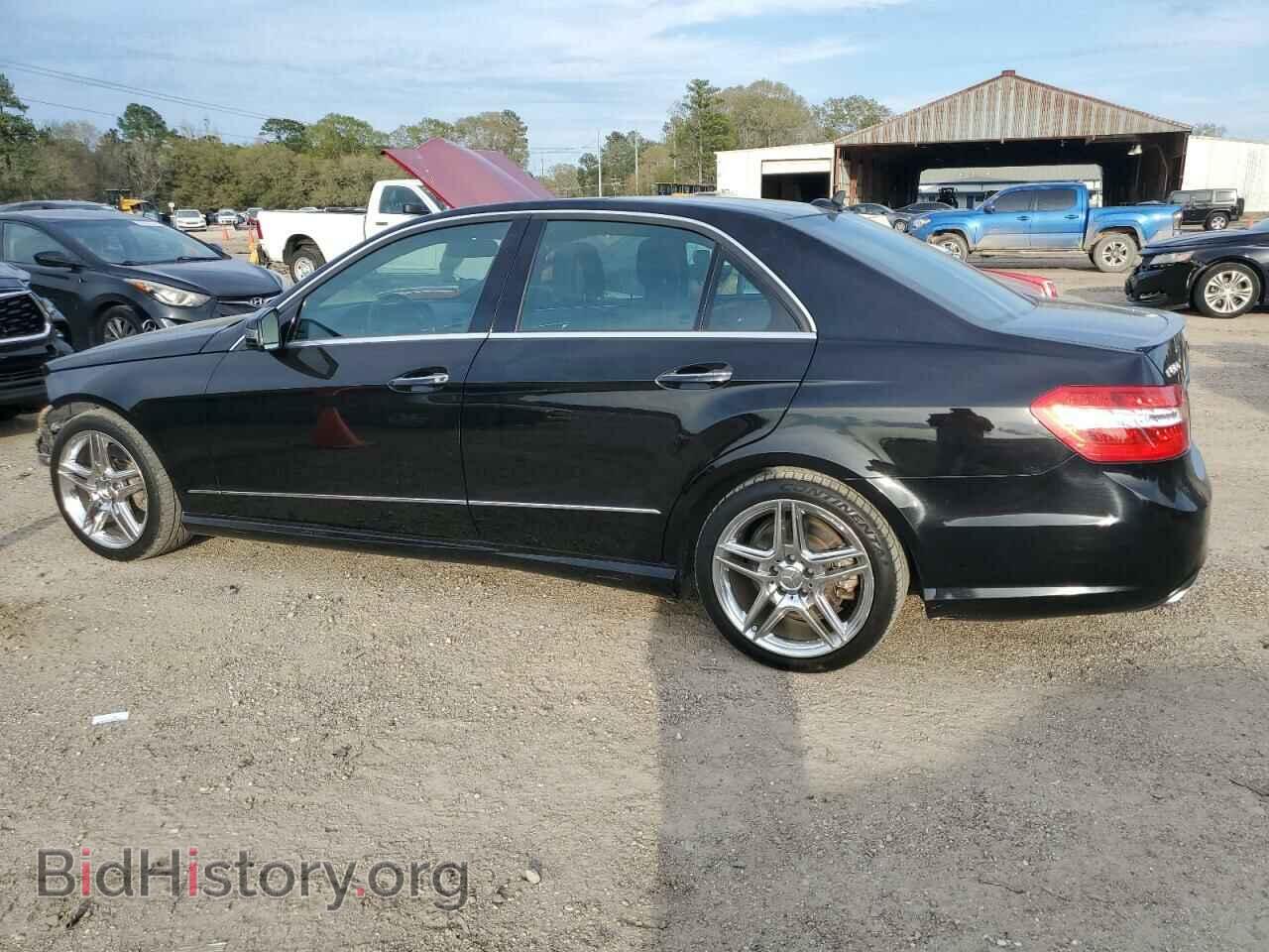 2011 MERCEDES-BENZ E-CLASS - VIN: WDDHF7CB7BA319048 - Фото 2