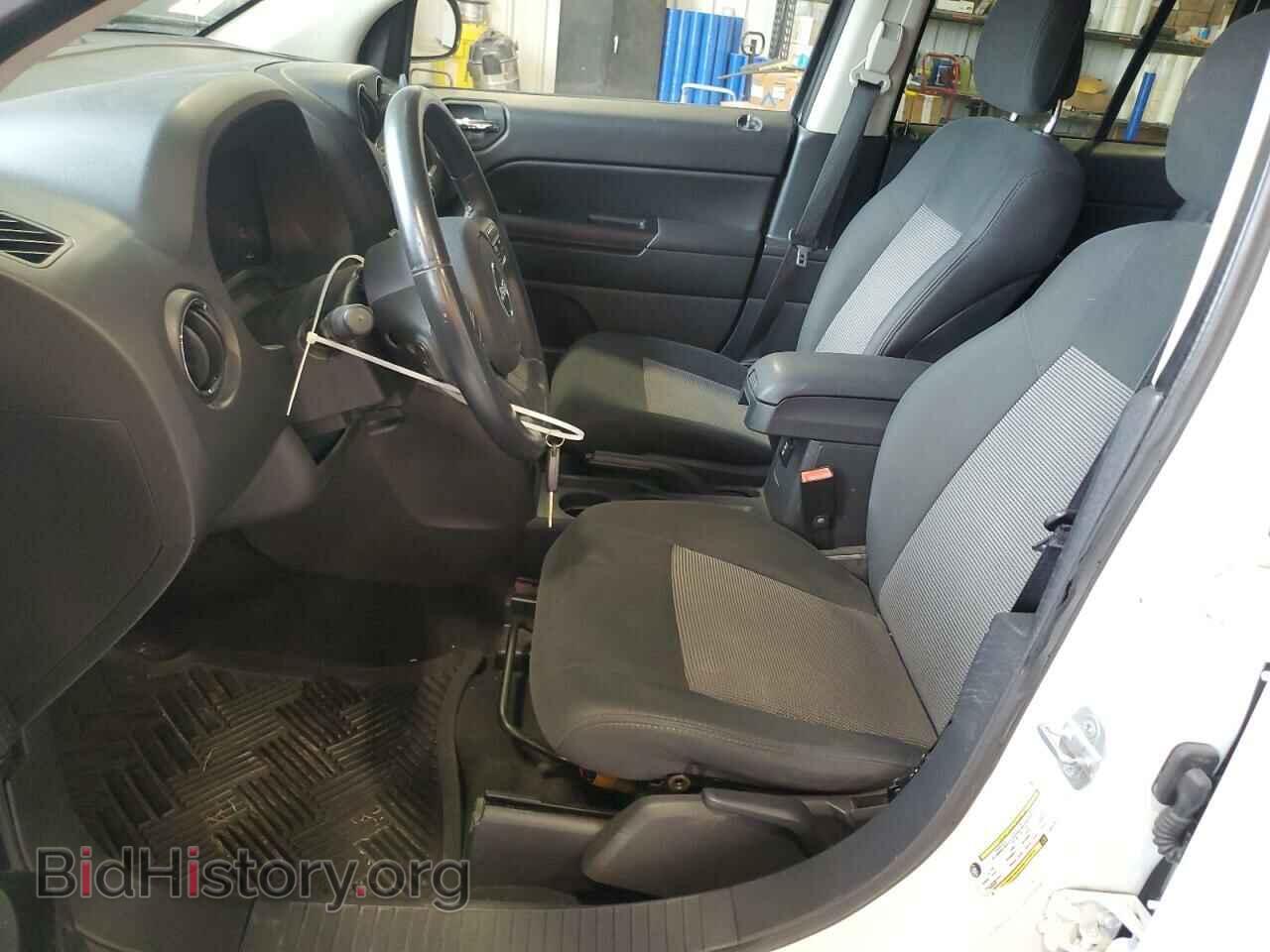 2011 JEEP COMPASS - VIN: 1J4NF1FB2BD207059 - Photo 7