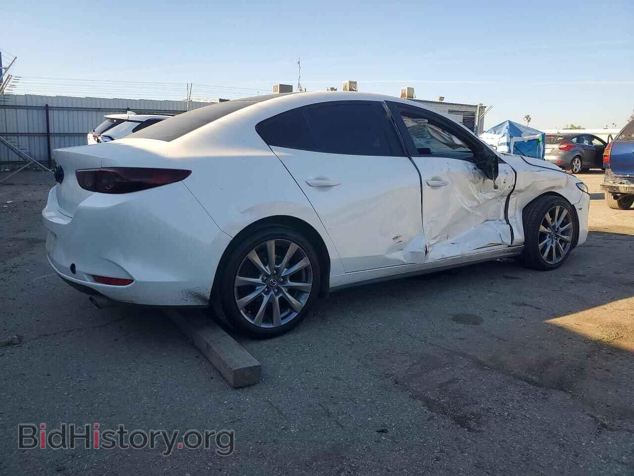2019 MAZDA 3 - VIN: JM1BPACL4K1114001 - Photo 3