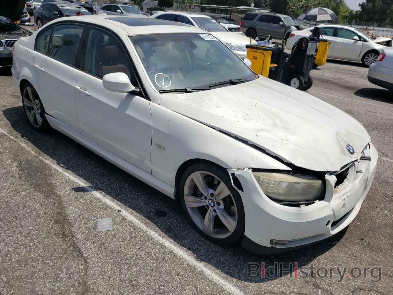 Photo WBAPM73579E190623 - BMW 3 SERIES 2009