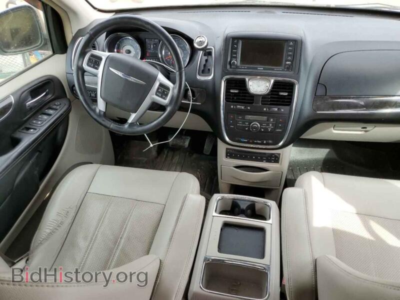 2011 Chrysler MINIVAN (VIN 2A4RR8DG2BR619141) — фото 8 из 13