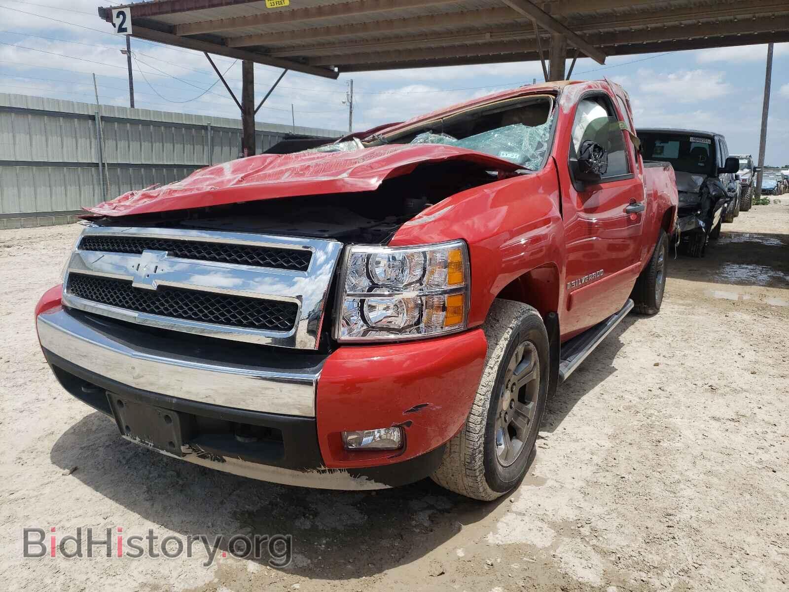 2007 CHEVROLET SILVERADO - VIN: 2GCEC19J371731471 - Фото 2