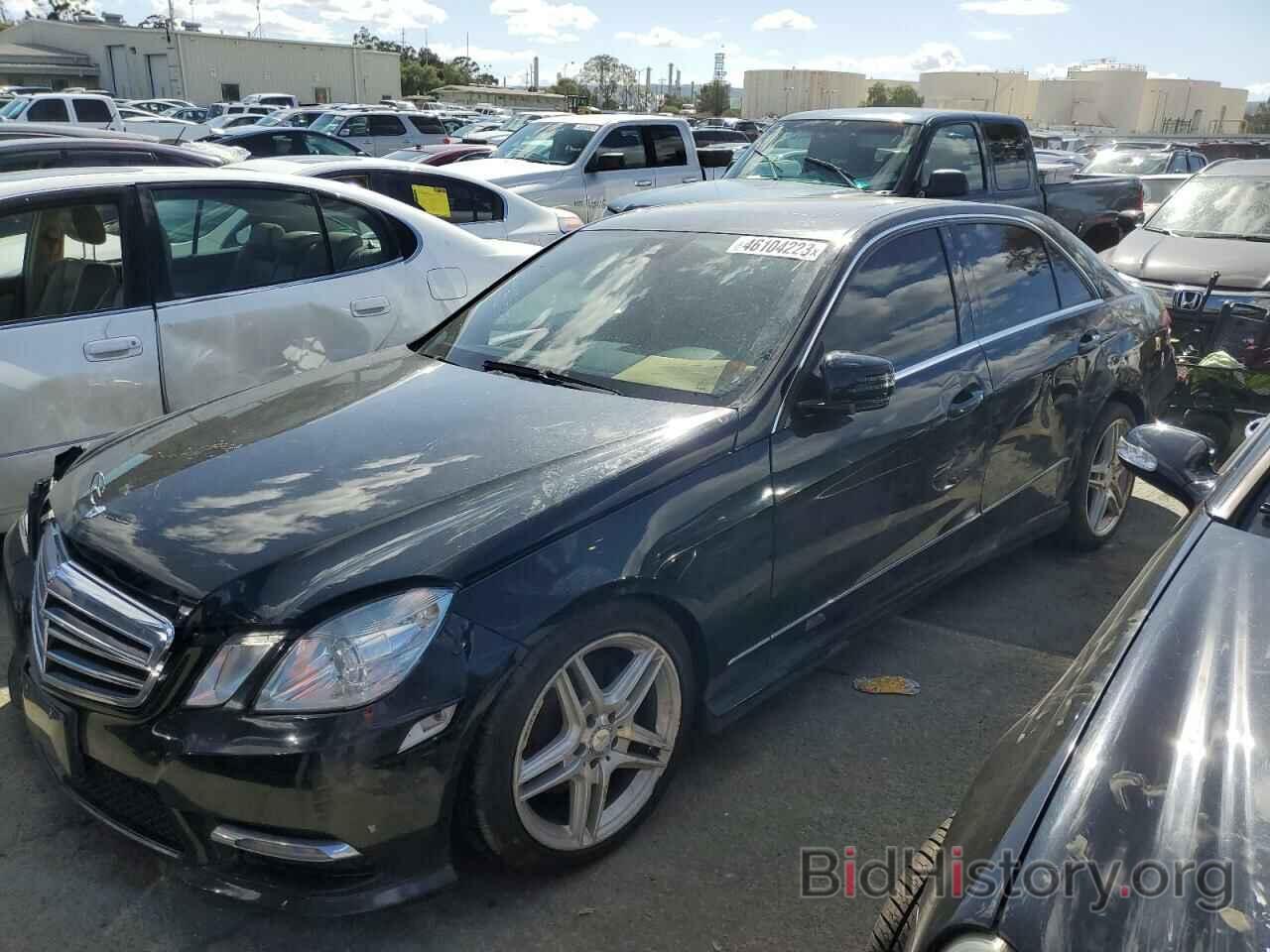 Photo WDDHF5KB6DA670106 - MERCEDES-BENZ E-CLASS 2013