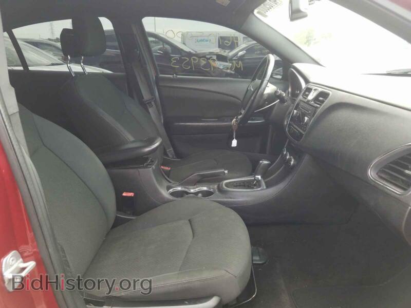 2011 Chrysler 200 (VIN 1C3BC1FB3BN600617) — фото 5 из 10