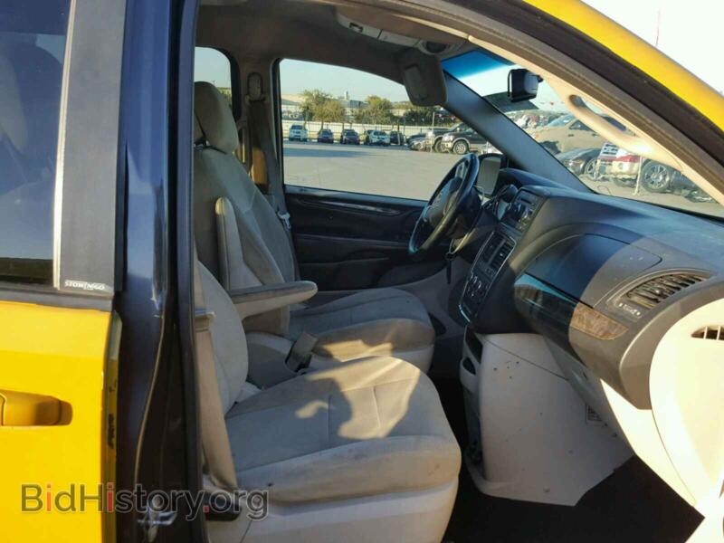 2011 Dodge CARAVAN (VIN 2D4RN3DG0BR636222) — фото 5 из 10