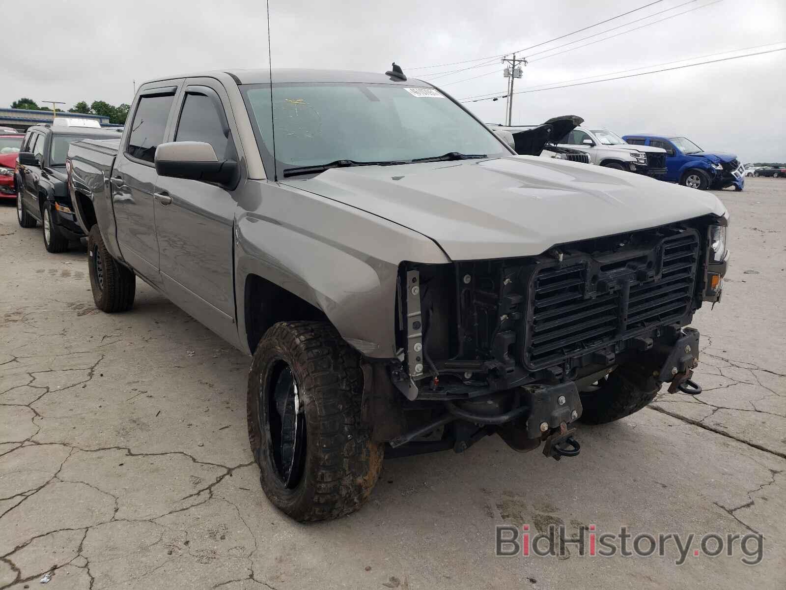 Фотография 3GCUKREC3HG352984 - CHEVROLET SILVERADO 2017