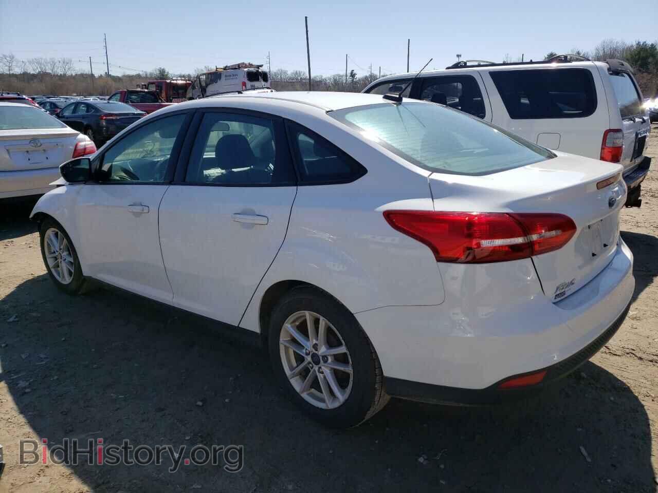 2017 FORD FOCUS - VIN: 1FADP3F2XHL200701 - Photo 2