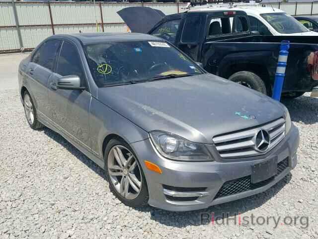 Photo WDDGF4HB7DR267394 - MERCEDES-BENZ C 250 2013