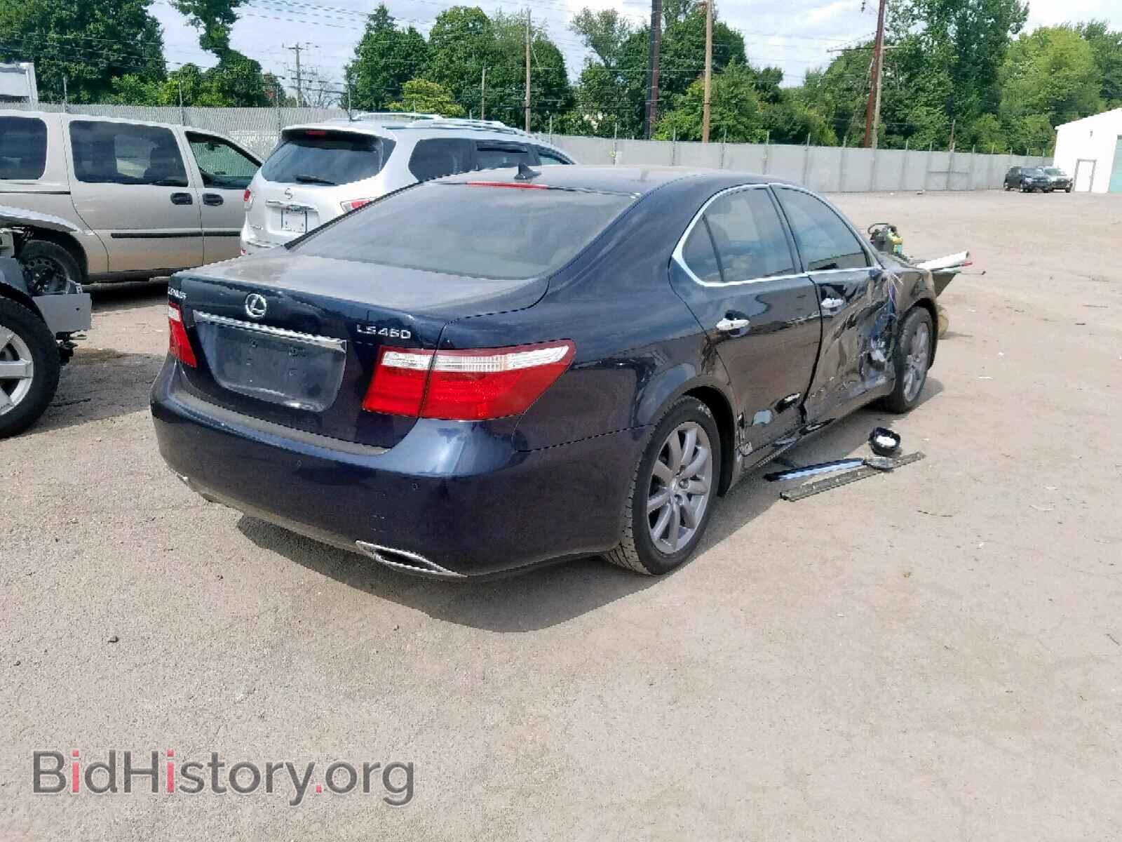 2007 LEXUS LS460 - VIN: JTHBL46F575041562 - Photo 4