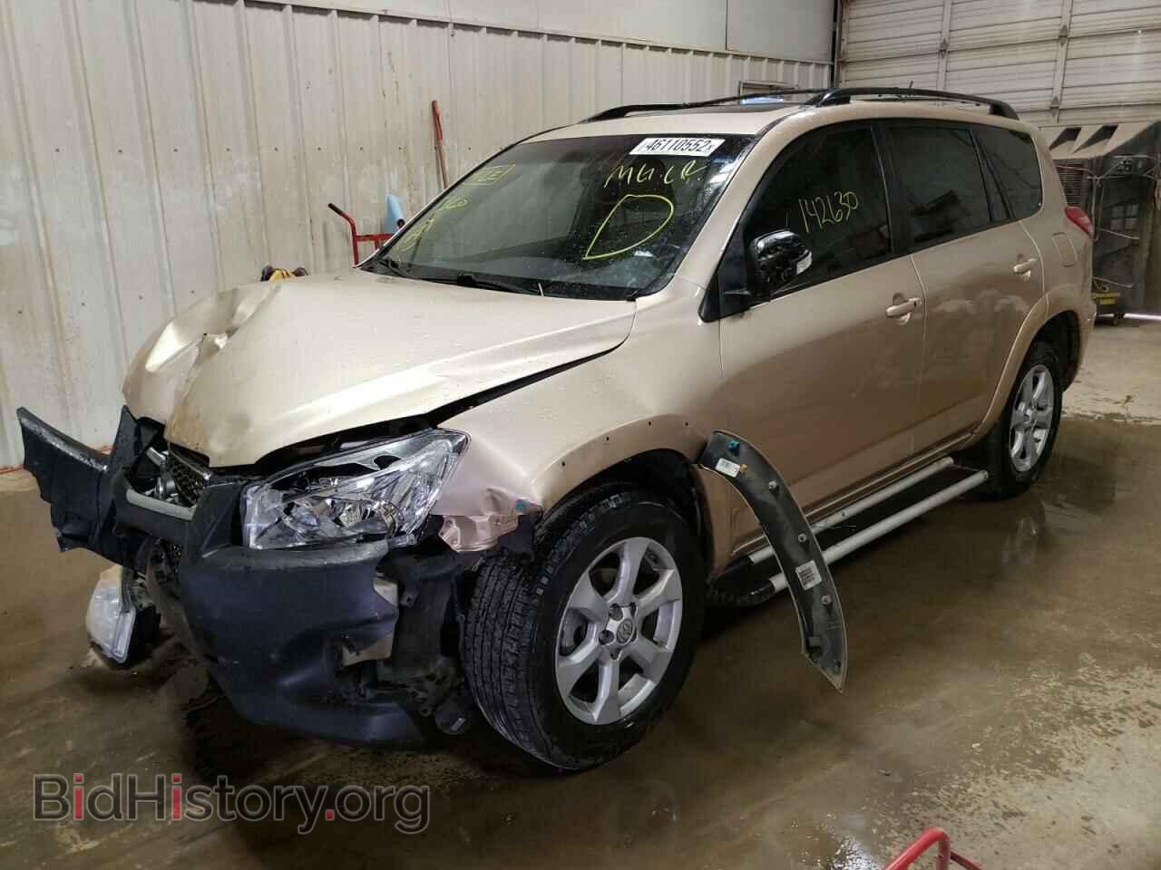 2011 TOYOTA RAV4 - VIN: 2T3YF4DV8BW070424 - Фото 2