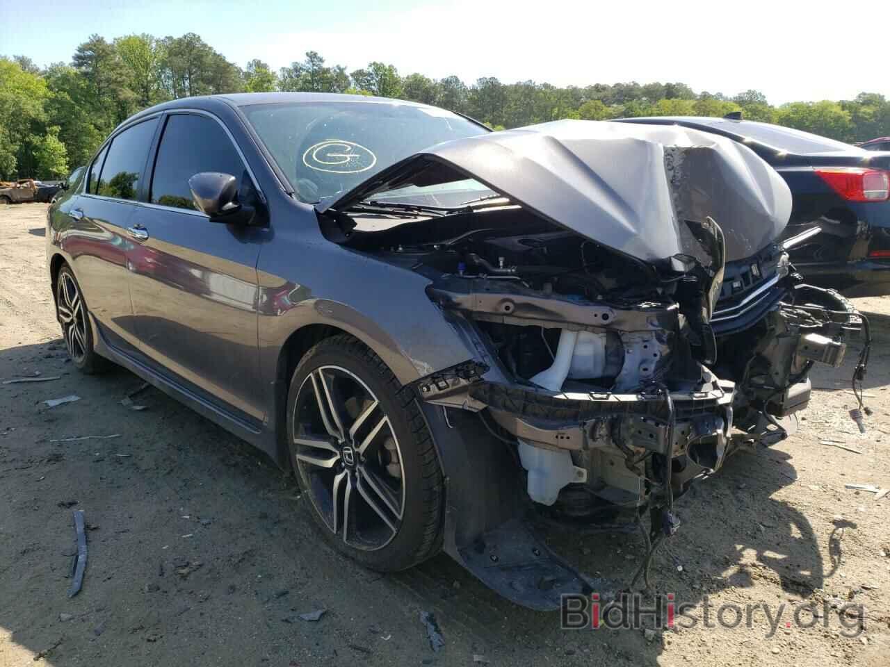 Photo 1HGCR2F11HA084092 - HONDA ACCORD 2017