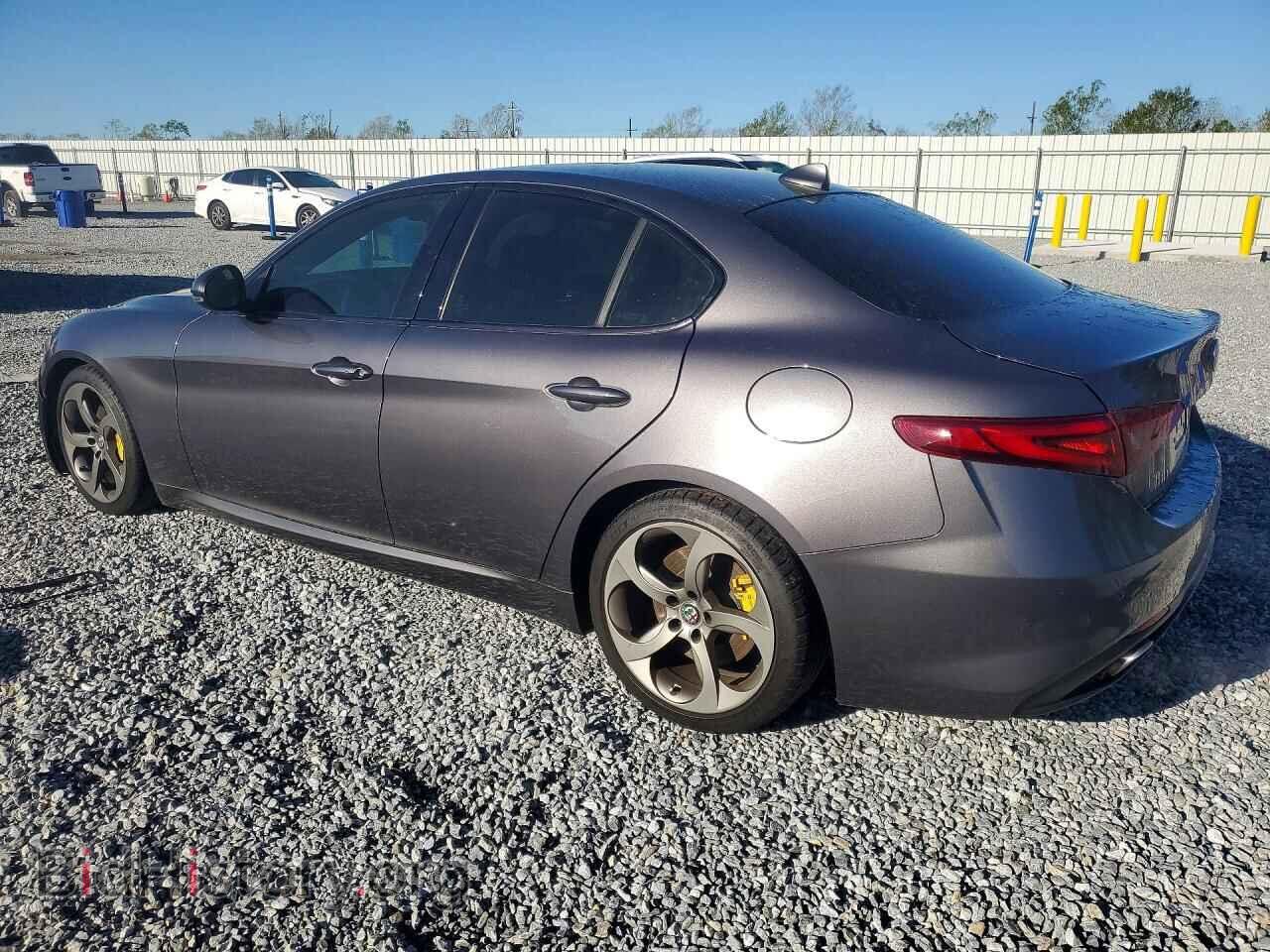 2018 ALFA ROMEO GIULIA - VIN: ZARFAEBN5J7577862 - Фото 2