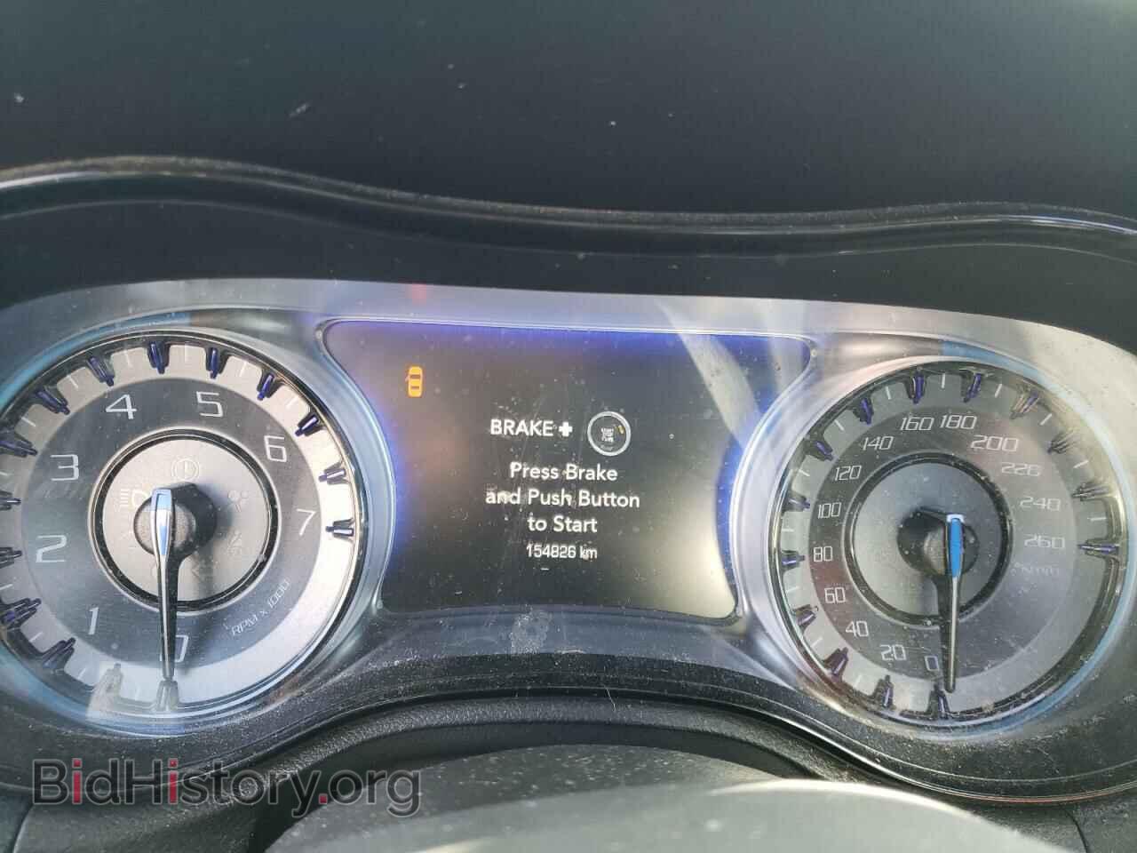 2016 CHRYSLER 300 - VIN: 2C3CCAGG3GH248590 - Фото 9