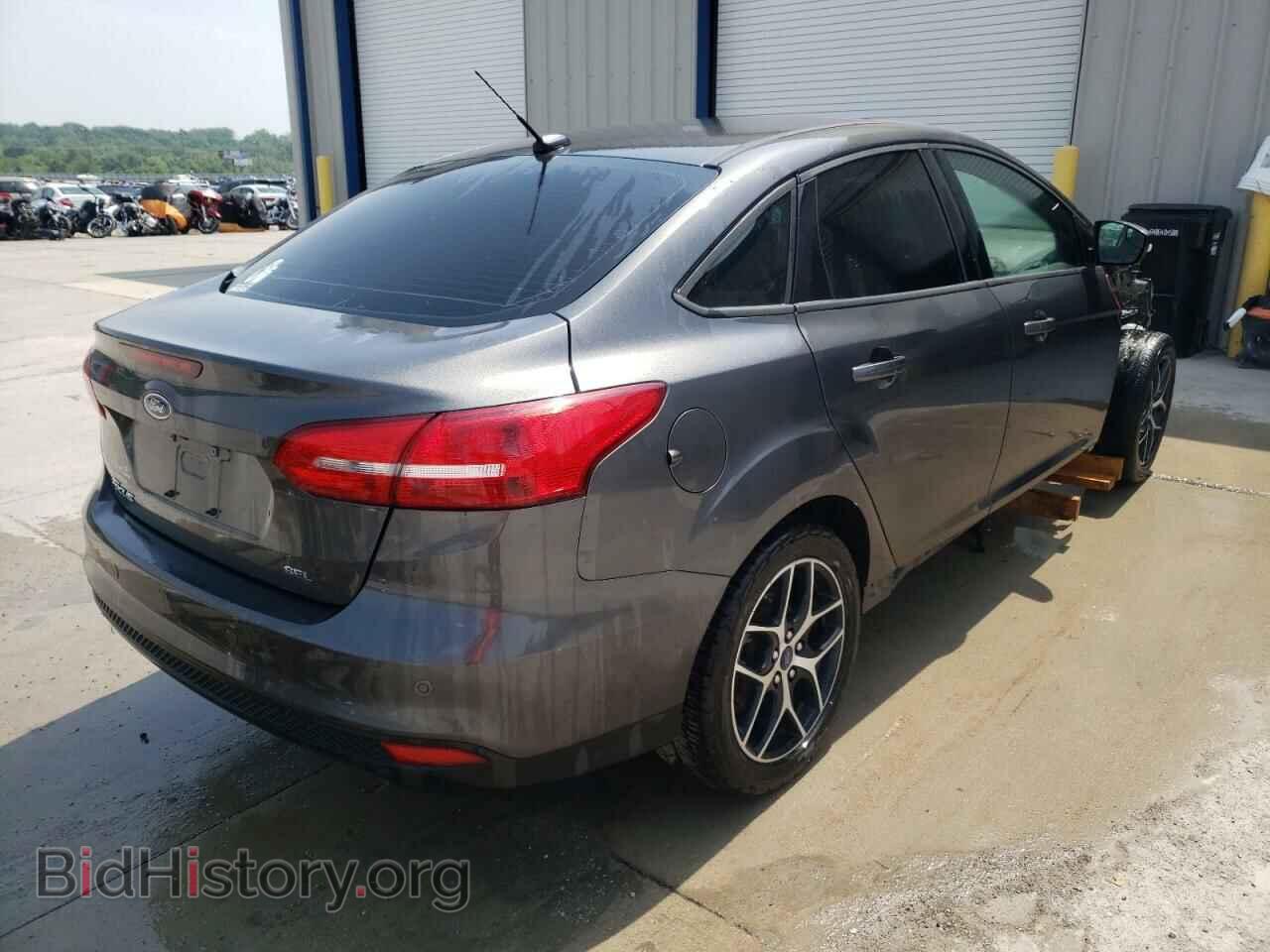 2018 FORD FOCUS - VIN: 1FADP3H2XJL211166 - Фото 4