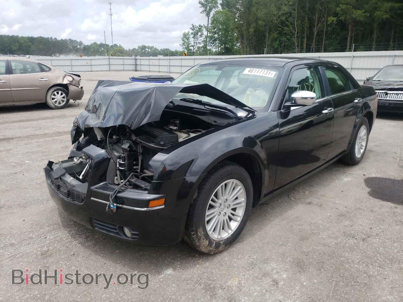 2010 CHRYSLER 300 - VIN: 2C3CA4CD6AH209650 - Фото 2