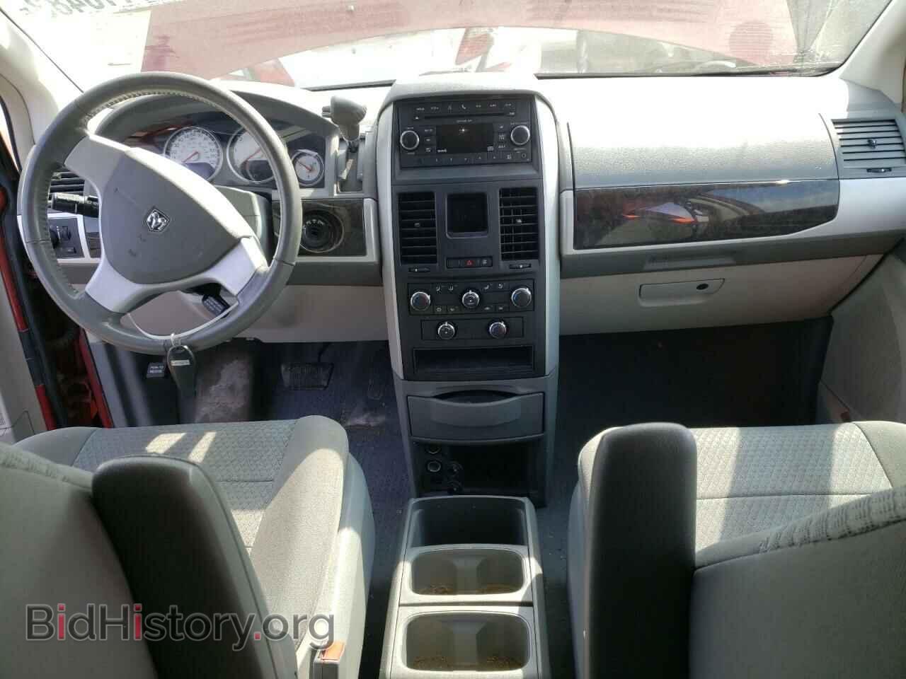 2010 DODGE CARAVAN - VIN: 2D4RN5D18AR239556 - Фото 8