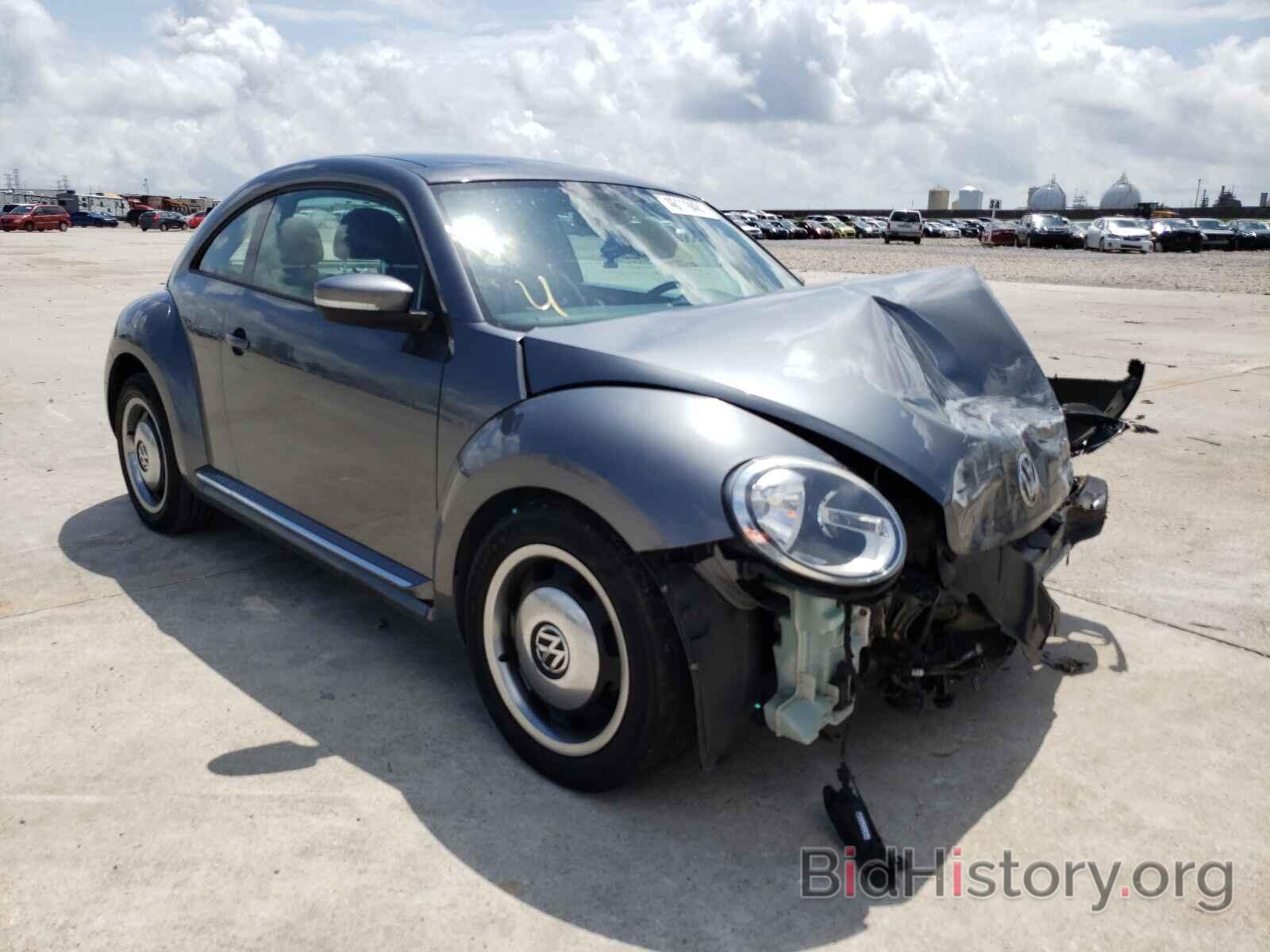 Photo 3VWJX7AT1CM609209 - VOLKSWAGEN BEETLE 2012