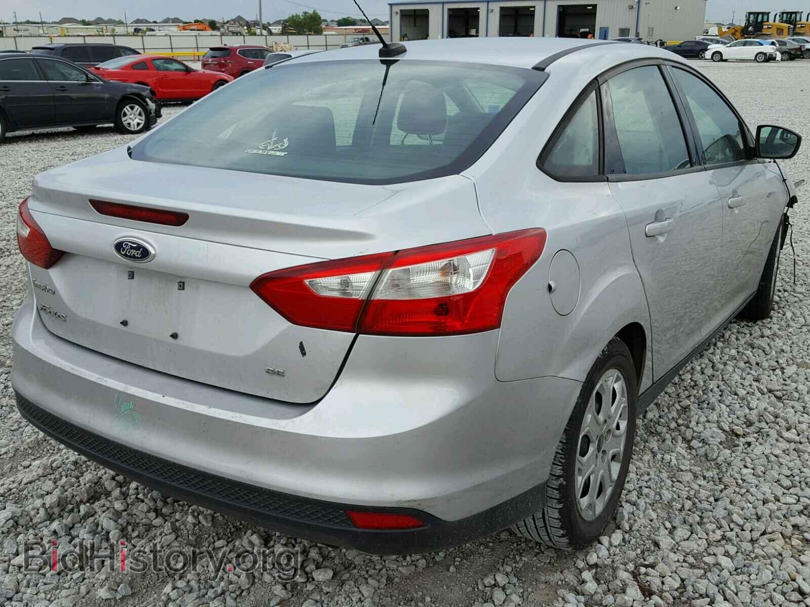 2012 FORD FOCUS SE - VIN: 1FAHP3F2XCL347384 - Фото 4