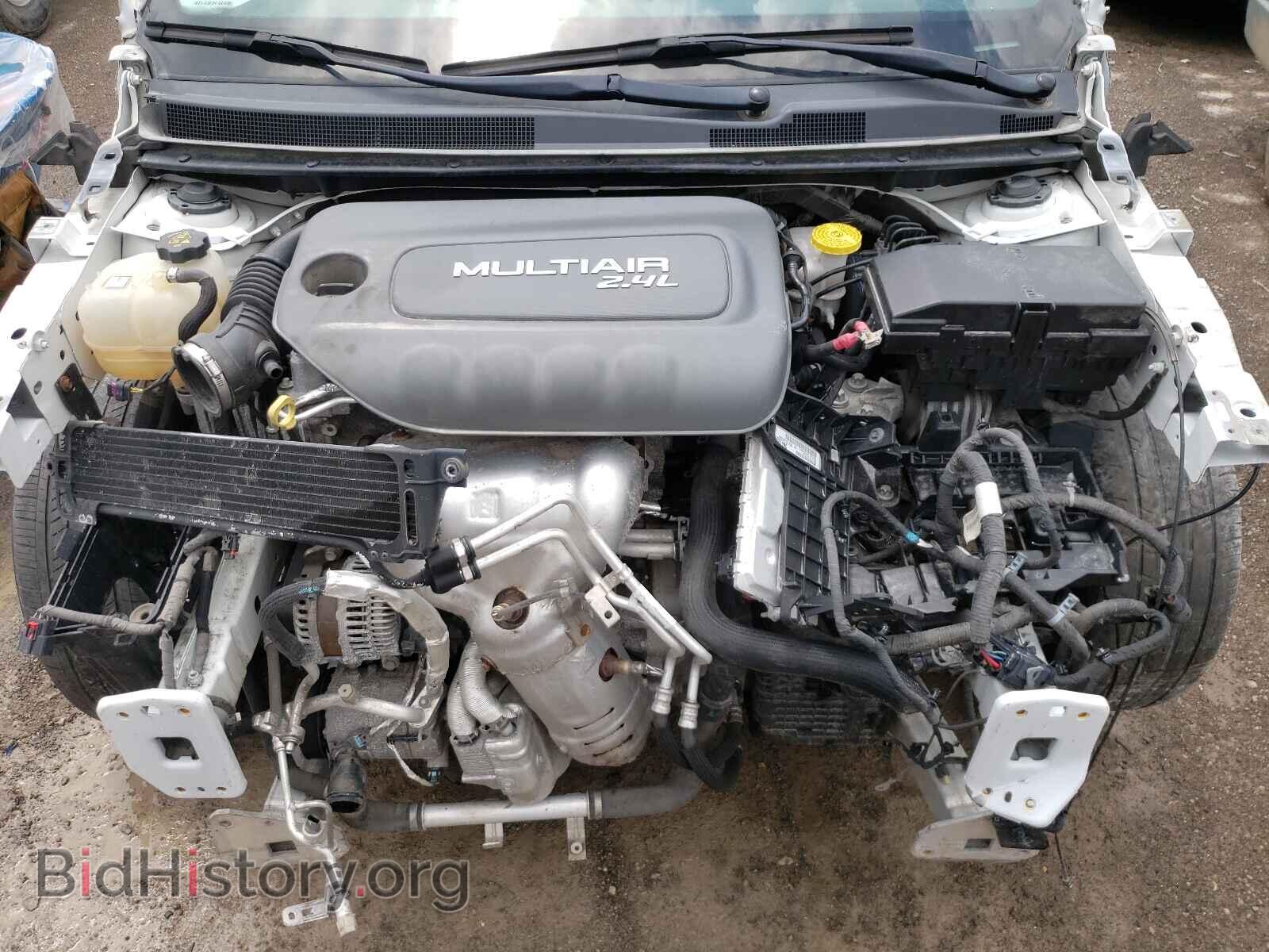 2015 CHRYSLER 200 - VIN: 1C3CCCABXFN555219 - Photo 7