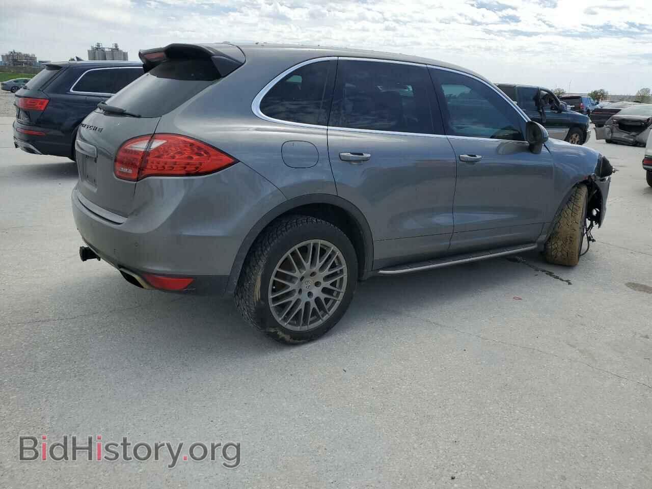 2011 PORSCHE CAYENNE - VIN: WP1AA2A25BLA04462 - Photo 3