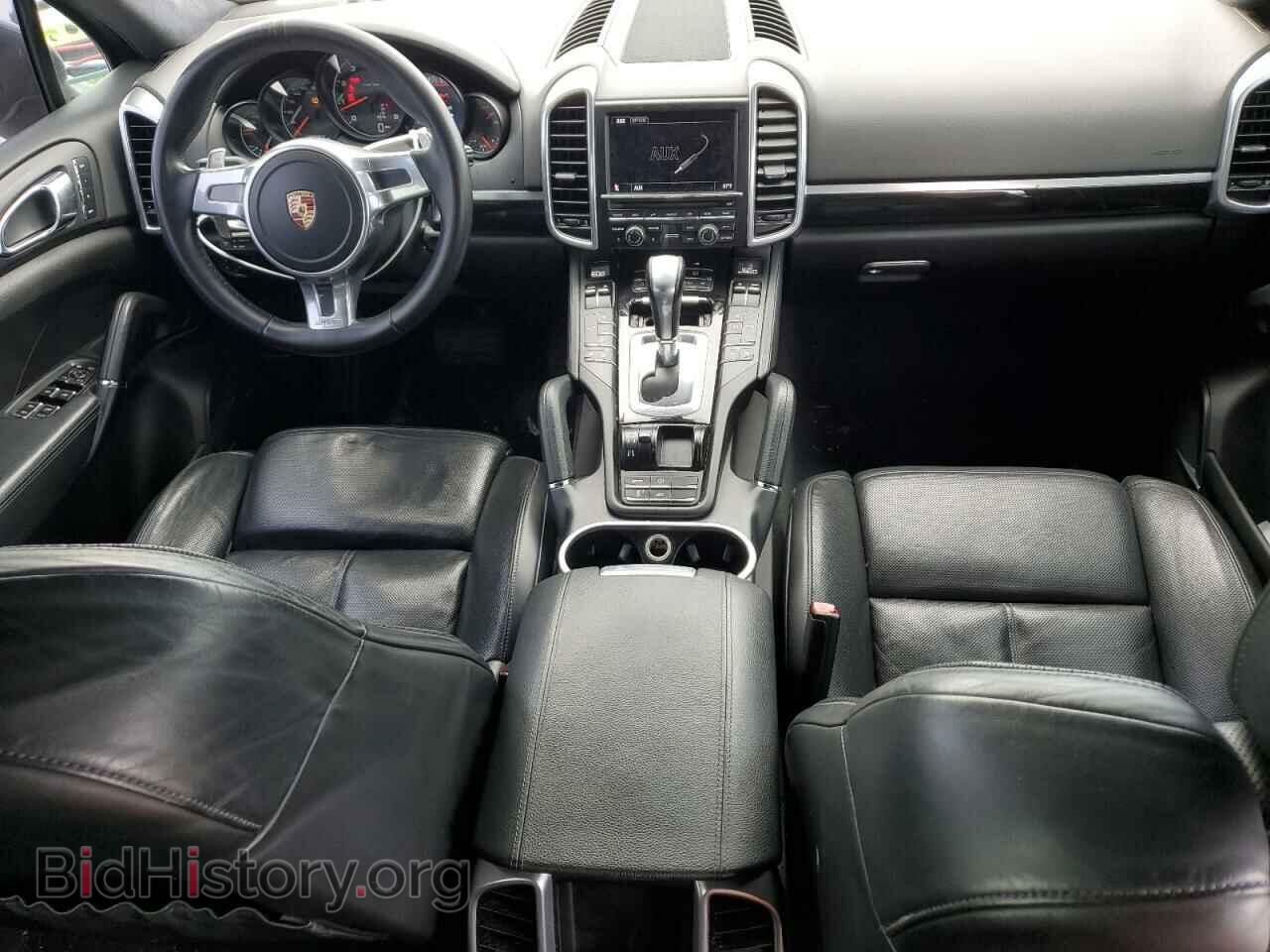 2011 PORSCHE CAYENNE - VIN: WP1AA2A25BLA04462 - Photo 8