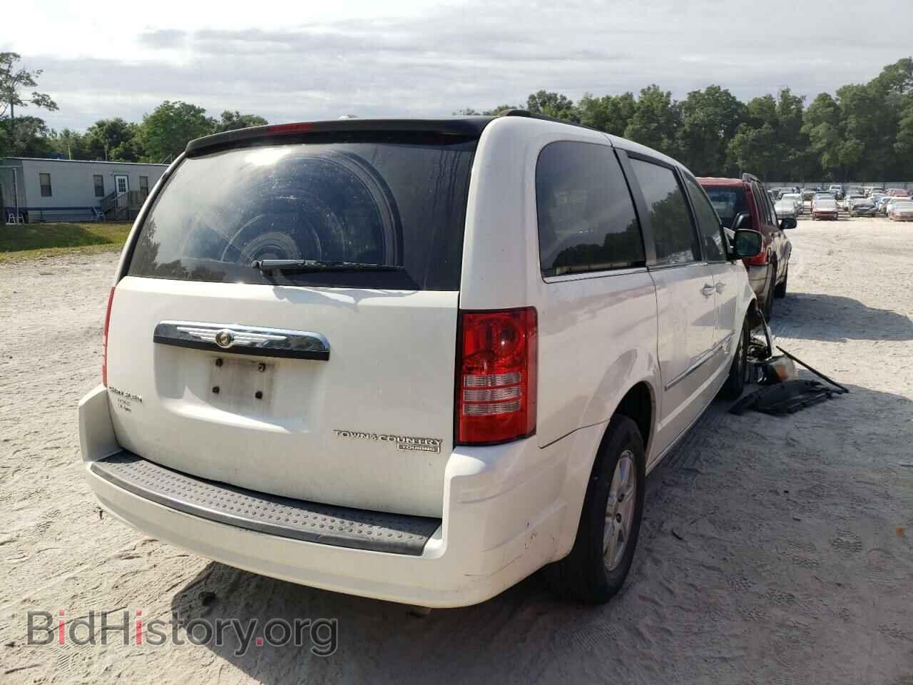 2010 CHRYSLER MINIVAN - VIN: 2A4RR5D12AR192813 - Фото 4