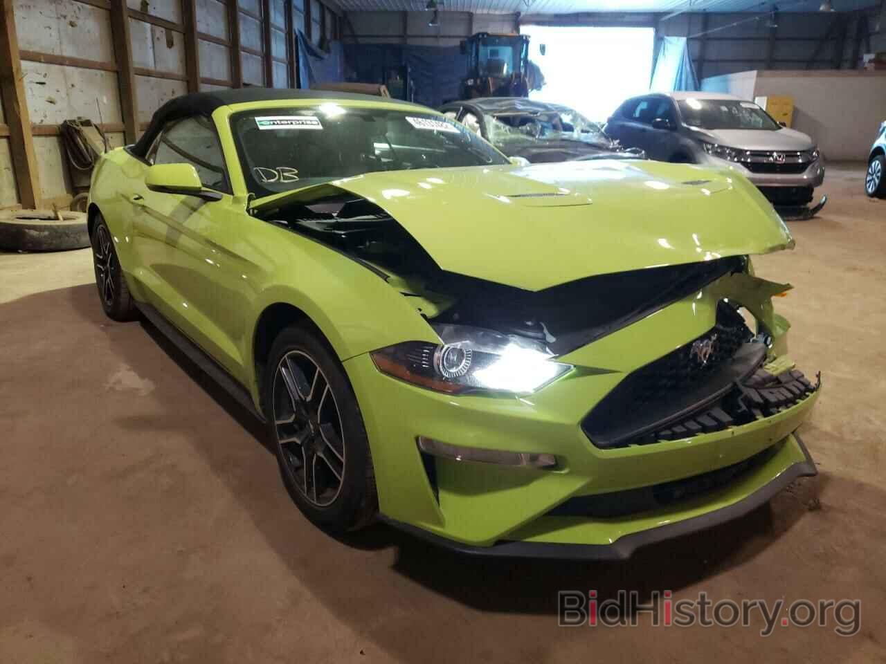 Photo 1FATP8UH2L5180165 - FORD MUSTANG 2020