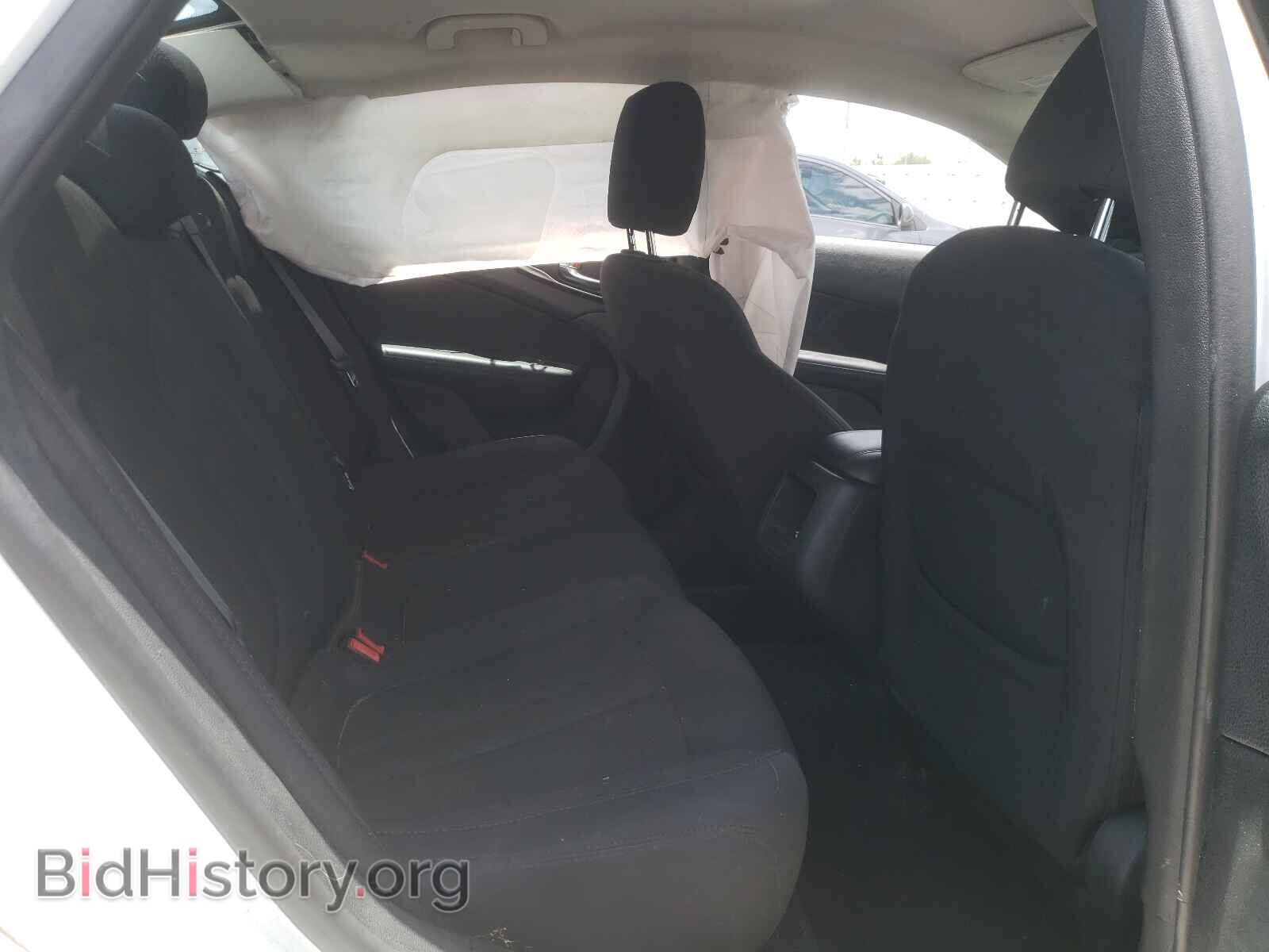 2015 CHRYSLER 200 - VIN: 1C3CCCAB2FN586755 - Фото 6