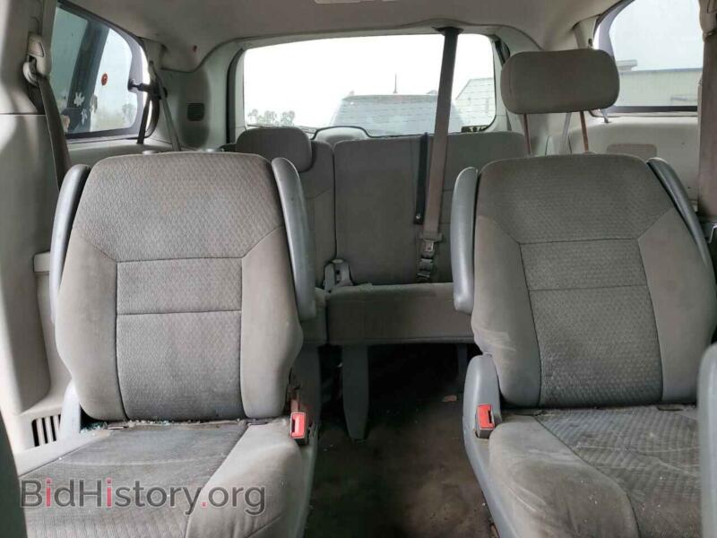 2010 Chrysler MINIVAN (VIN 2A4RR5D10AR285085) — photo 10 of 13