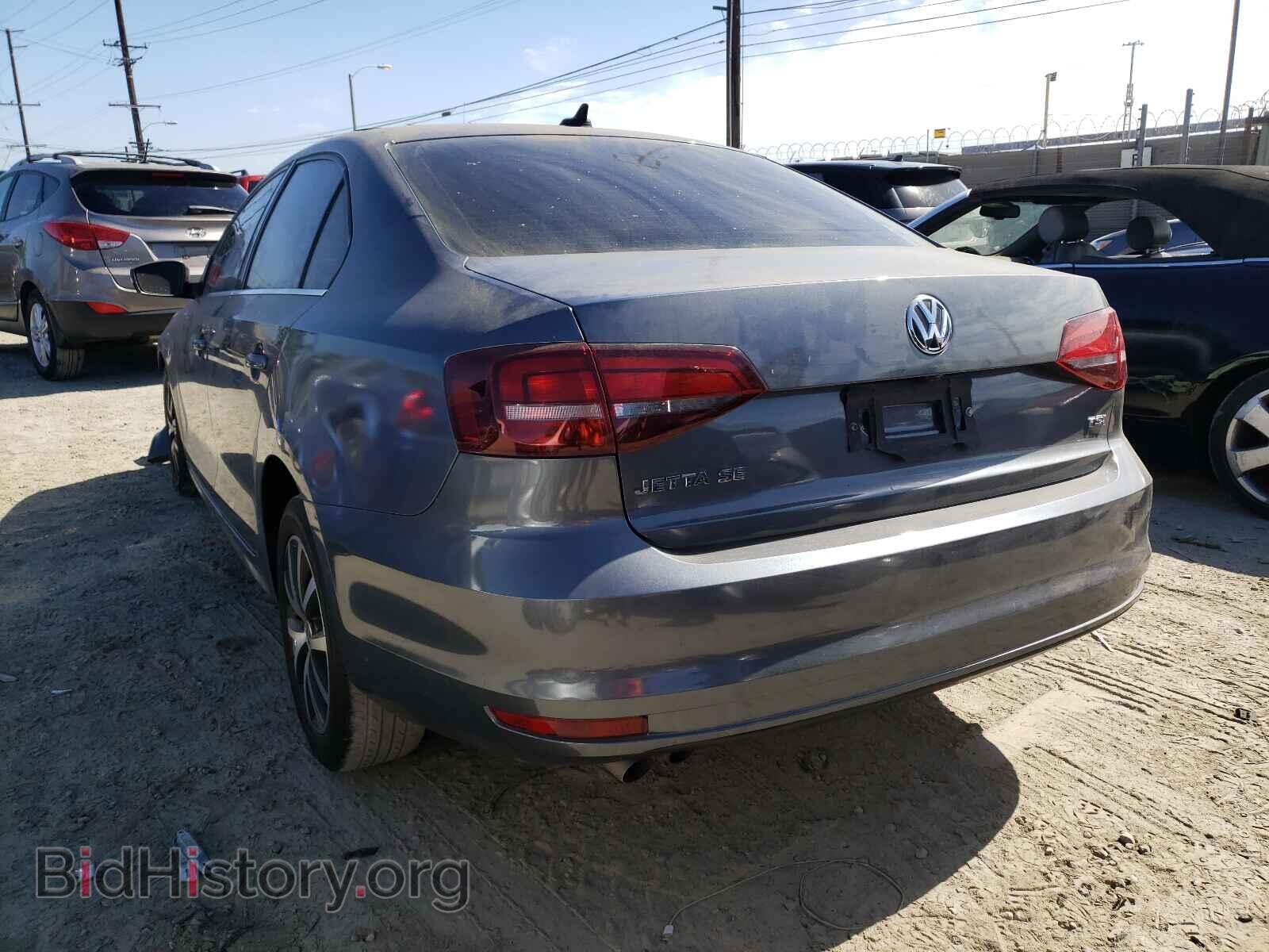 2017 VOLKSWAGEN JETTA - VIN: 3VWDB7AJ7HM313807 - Фото 3